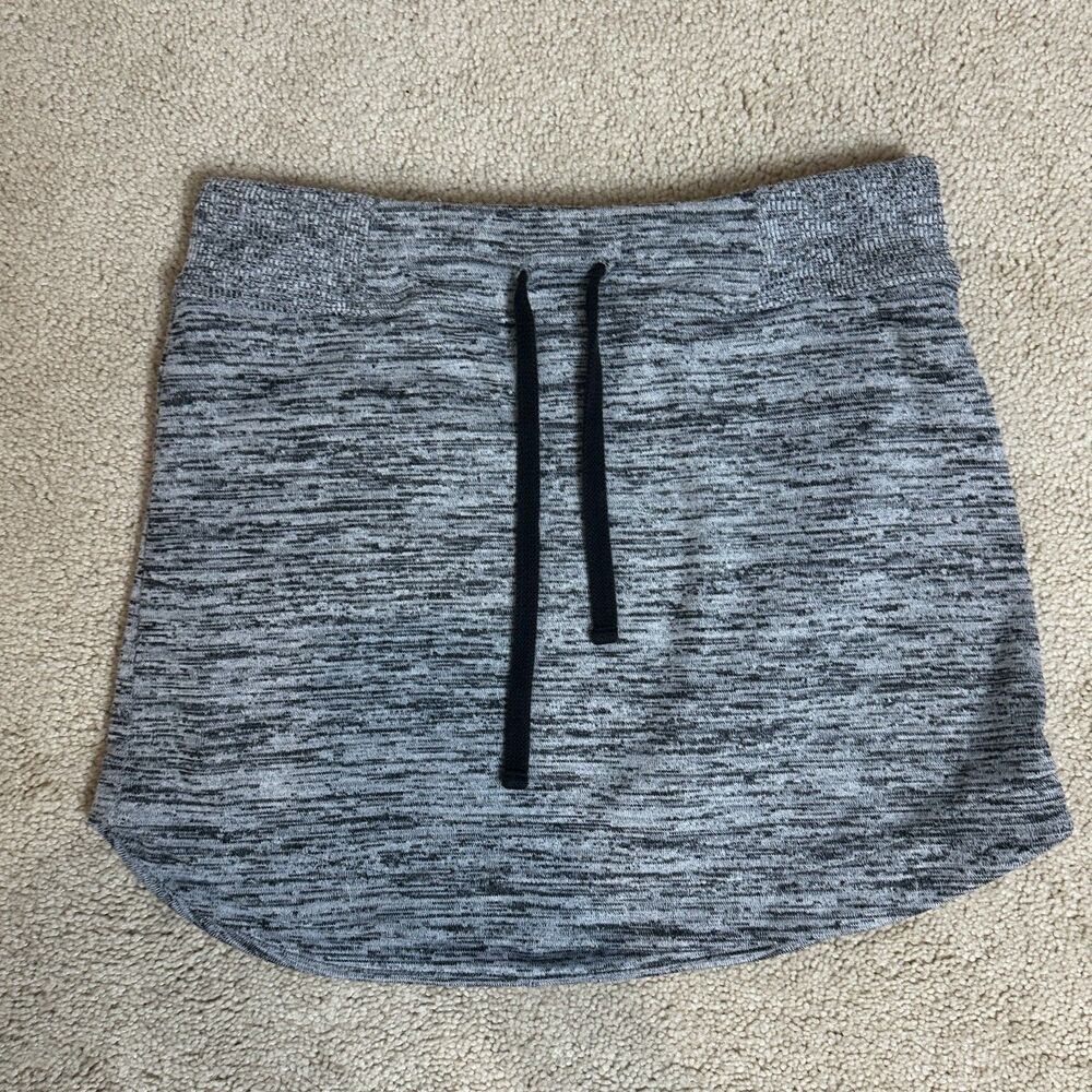 Athleta Downplay Skirt XS Gray Space Dye Drawstring Athleisure Travel Sporty